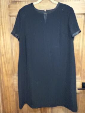 Virgo Petite Dress Womens Size 20 Black Cutout V W/shoulder Pads